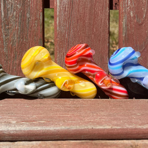 Glass Pipe with Spiral Candy Stripe Pattern & Mushroom QM4-MU