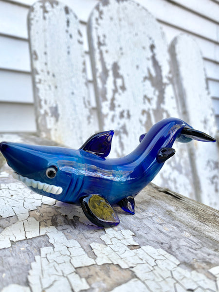 Glass Pipe Smoking Tobacco Iridescent Dolphin, HP149M – Apollo Glassworks