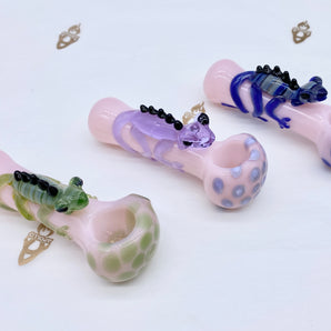 Glass Pink Lizard Pipe, Hand Blown Pipe, QQ207-LZ