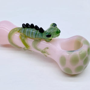 Glass Pink Lizard Pipe, Hand Blown Pipe, QQ207-LZ