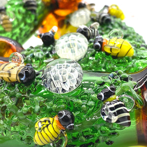 5'' Glass Honey Bee pipe - HP354